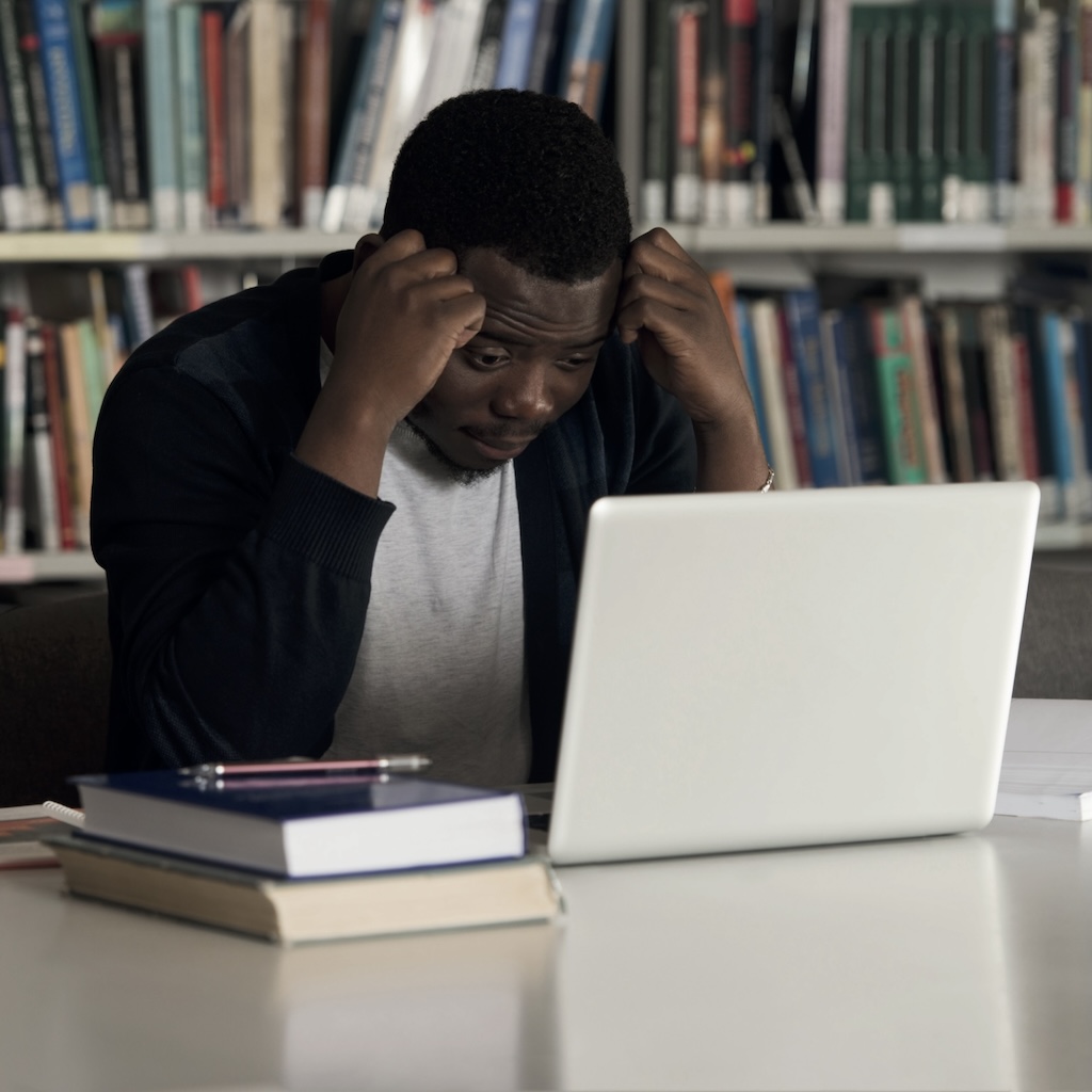 Élève apprenant avec MySmartAcademy